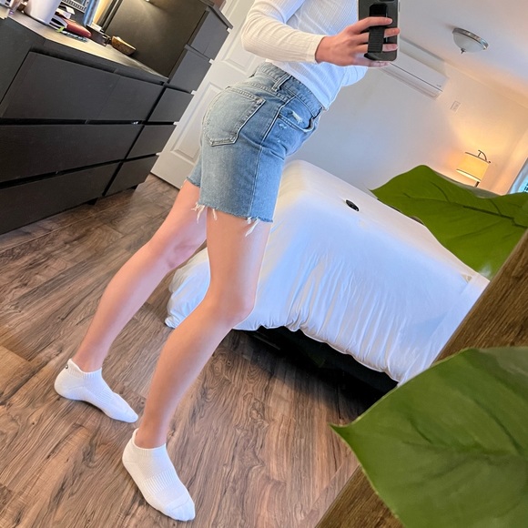 Reformation high-waisted distressed shorts - Picture 3 of 11